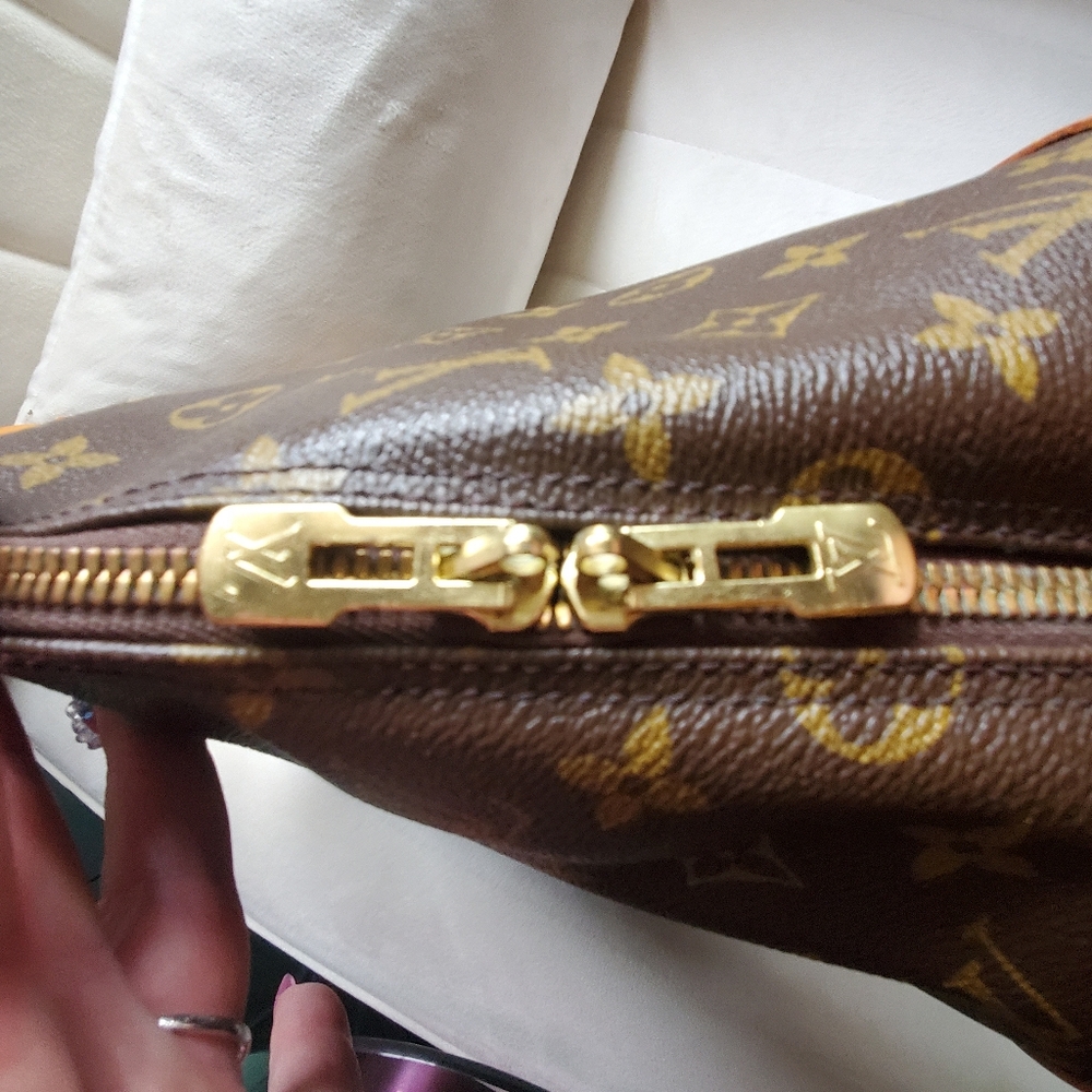 Louis Vuitton Monogram Alma Satchel - Brown Monogram with Tan Trim - Picture 10 of 14